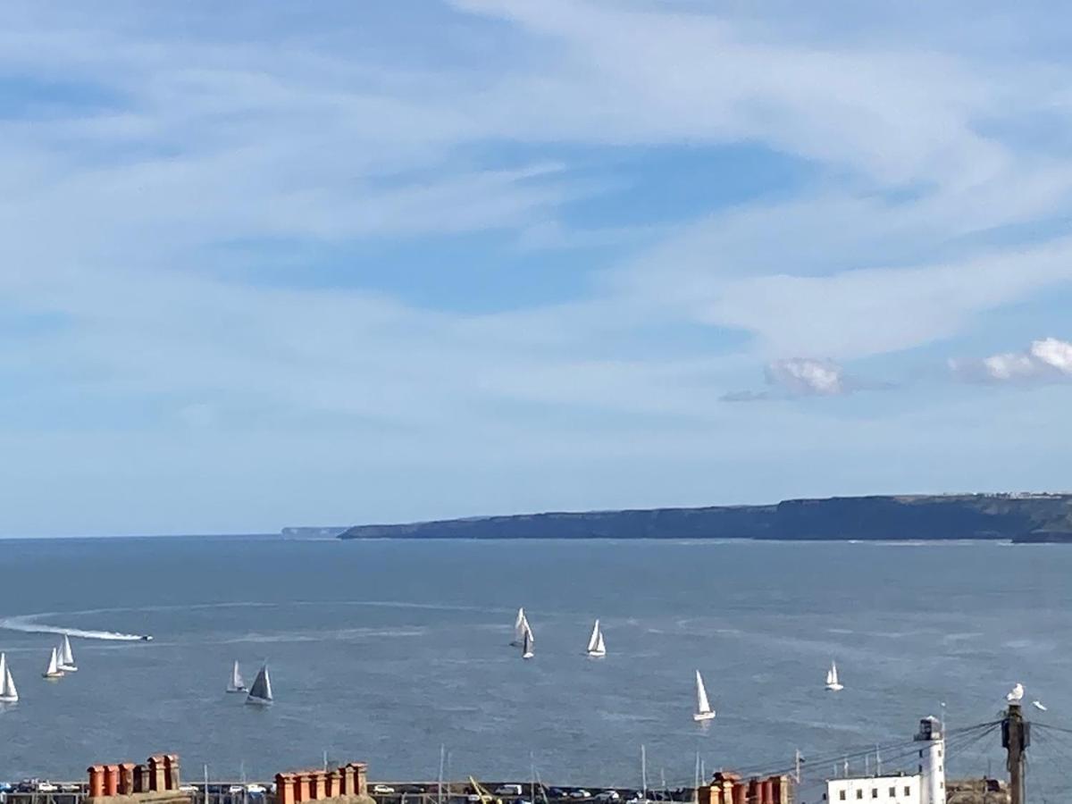 Seascape Scarborough Stunning Seaview Holiday Home Apartment Exterior photo