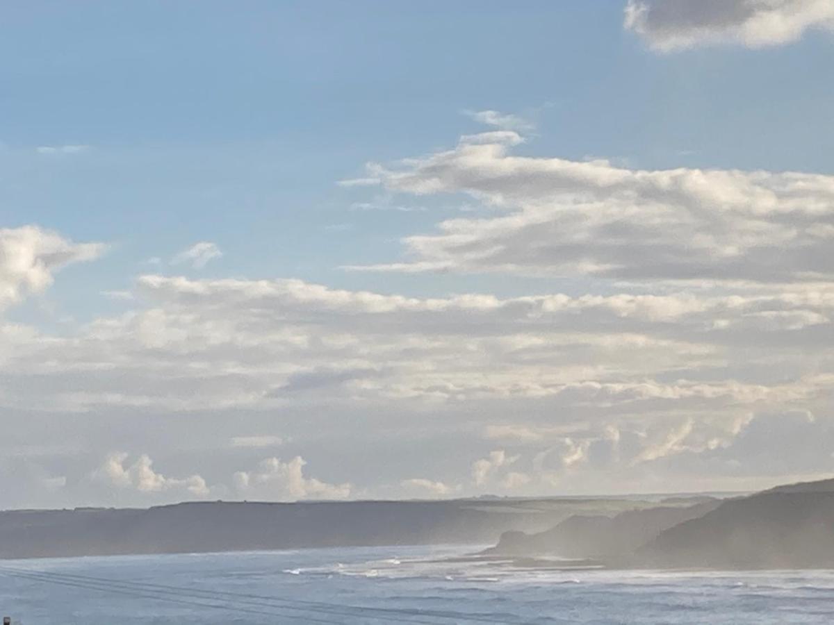 Seascape Scarborough Stunning Seaview Holiday Home Apartment Exterior photo